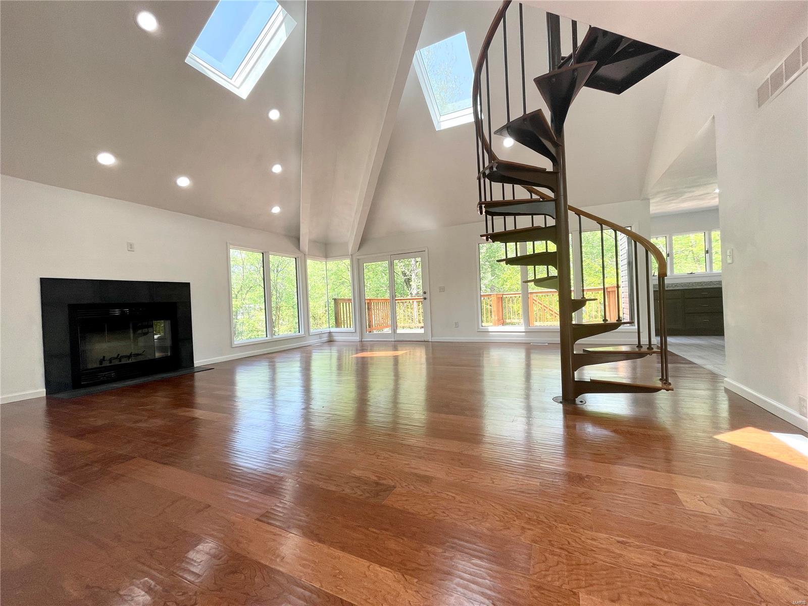 2307 Timber Ridge Road St. Jacob, IL 62281 - Photo 6 of 39 Gallery Image 6