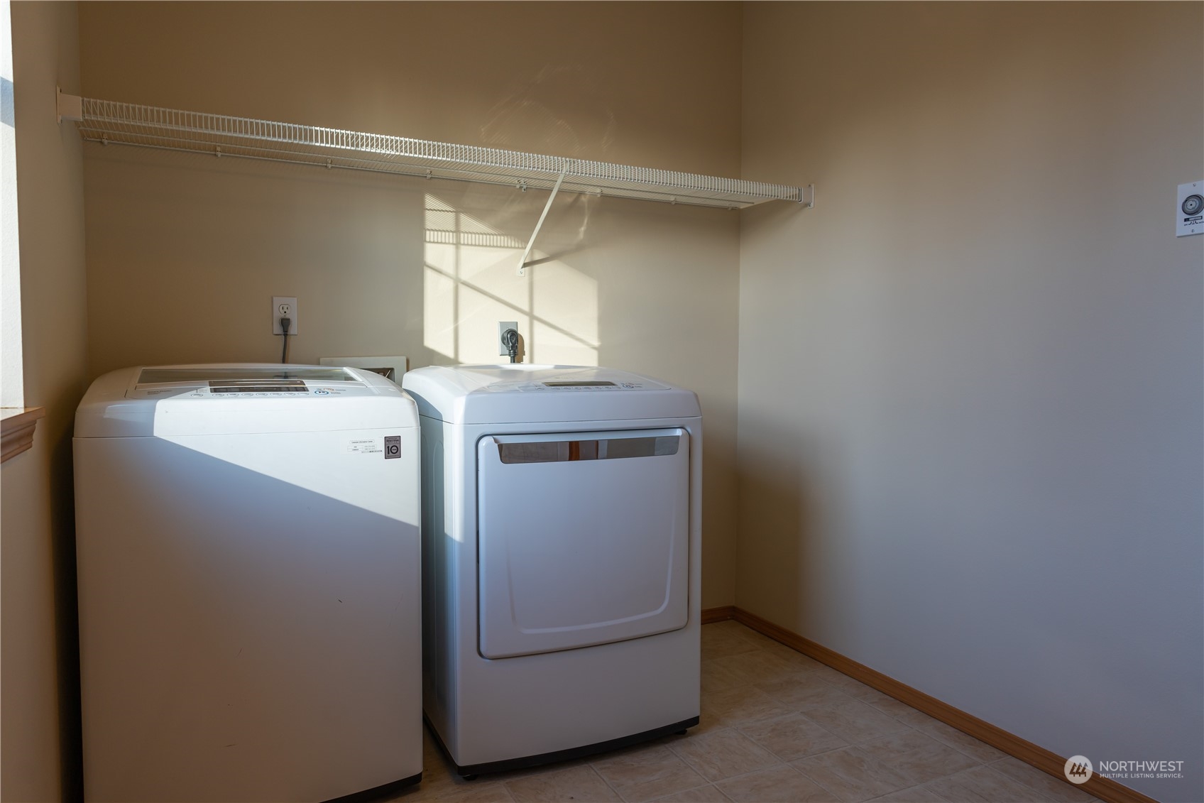 16311 1st Place West Bothell, WA 98012 - Photo 18 of 40 Gallery Image 18