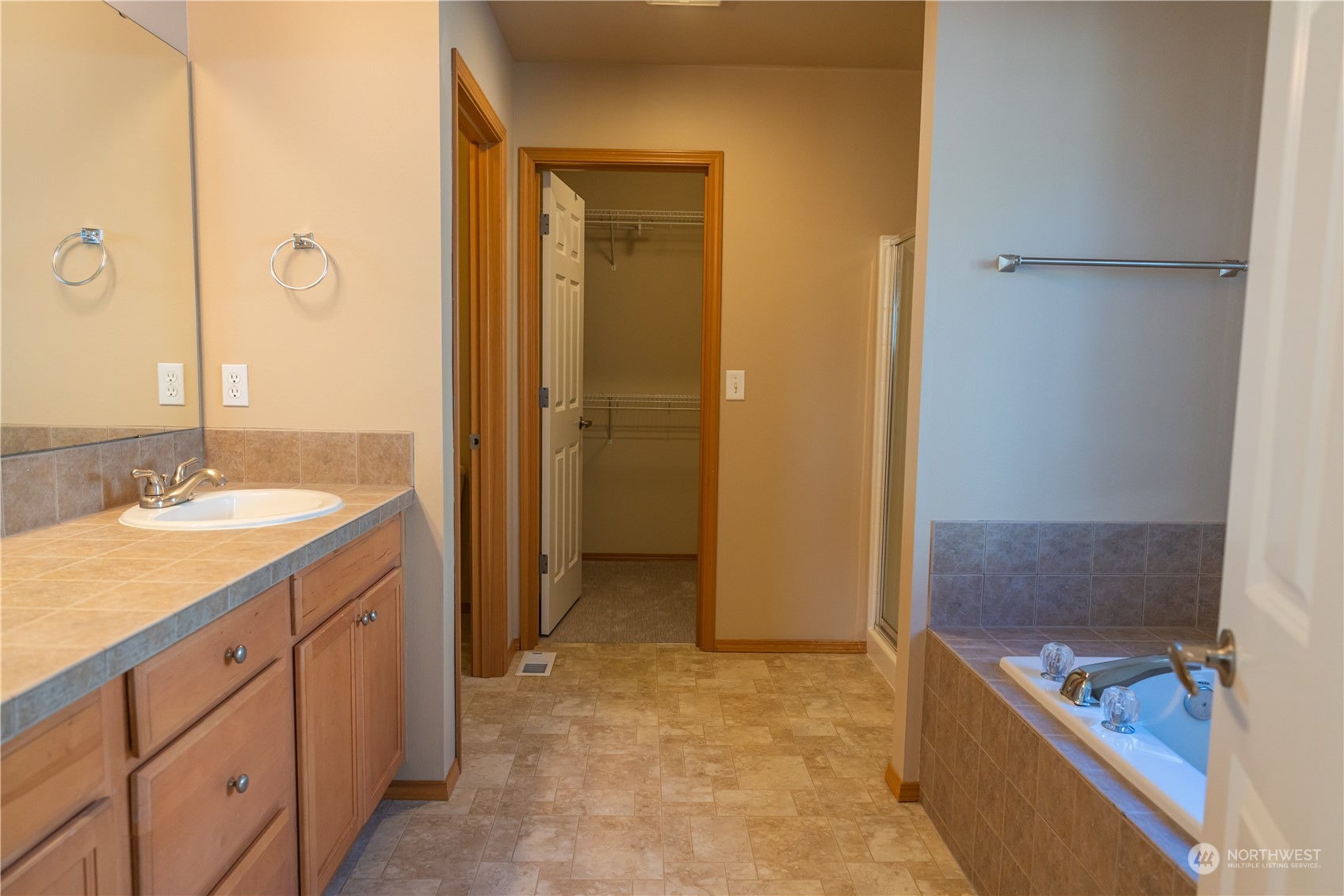 16311 1st Place West Bothell, WA 98012 - Photo 32 of 40 Gallery Image 32