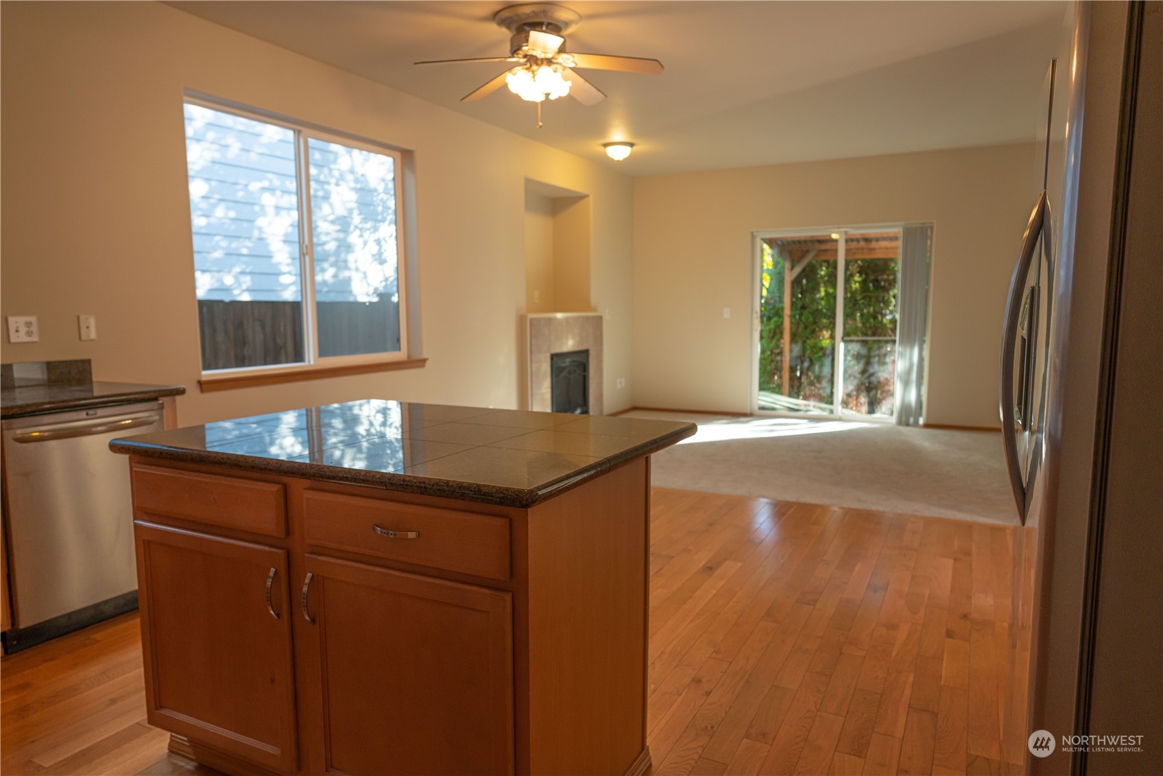 16311 1st Place West Bothell, WA 98012 - Photo 6 of 40 Gallery Image 6