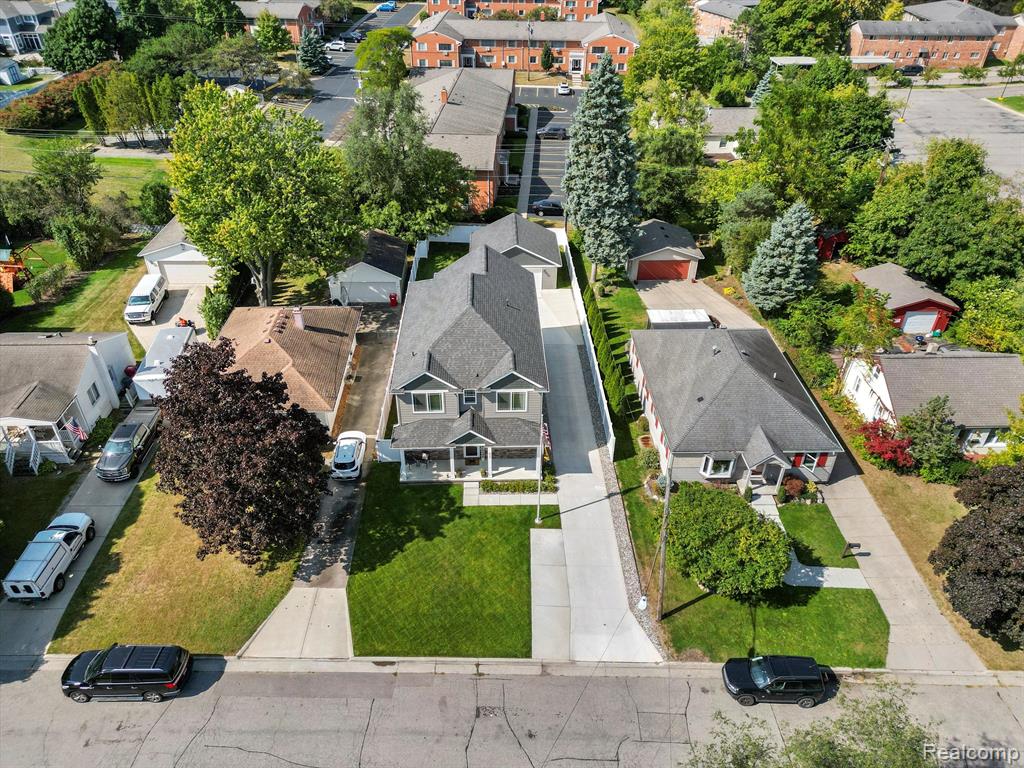 833 Miller Avenue Rochester, MI 48307 - Photo 17 of 68