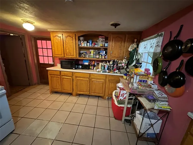 $290,000 | 915 Blandin Street, Fort Worth, TX 76111