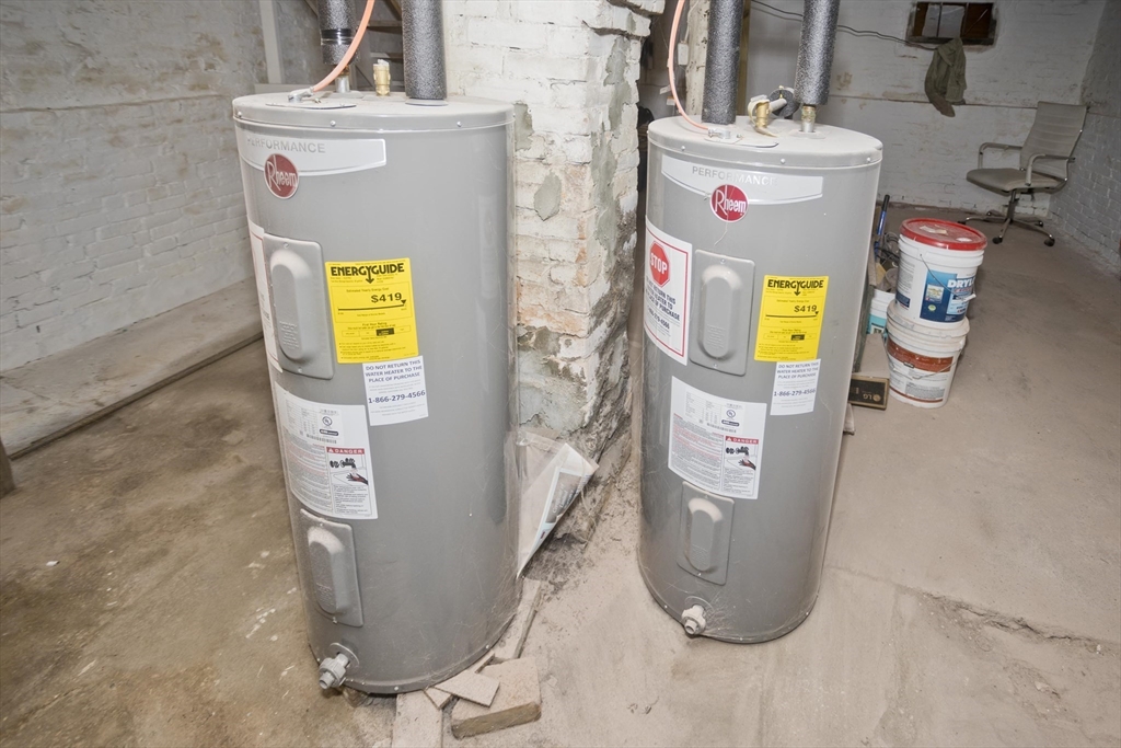 63 Pine Street Holyoke, MA 01040 - Photo 20 of 30