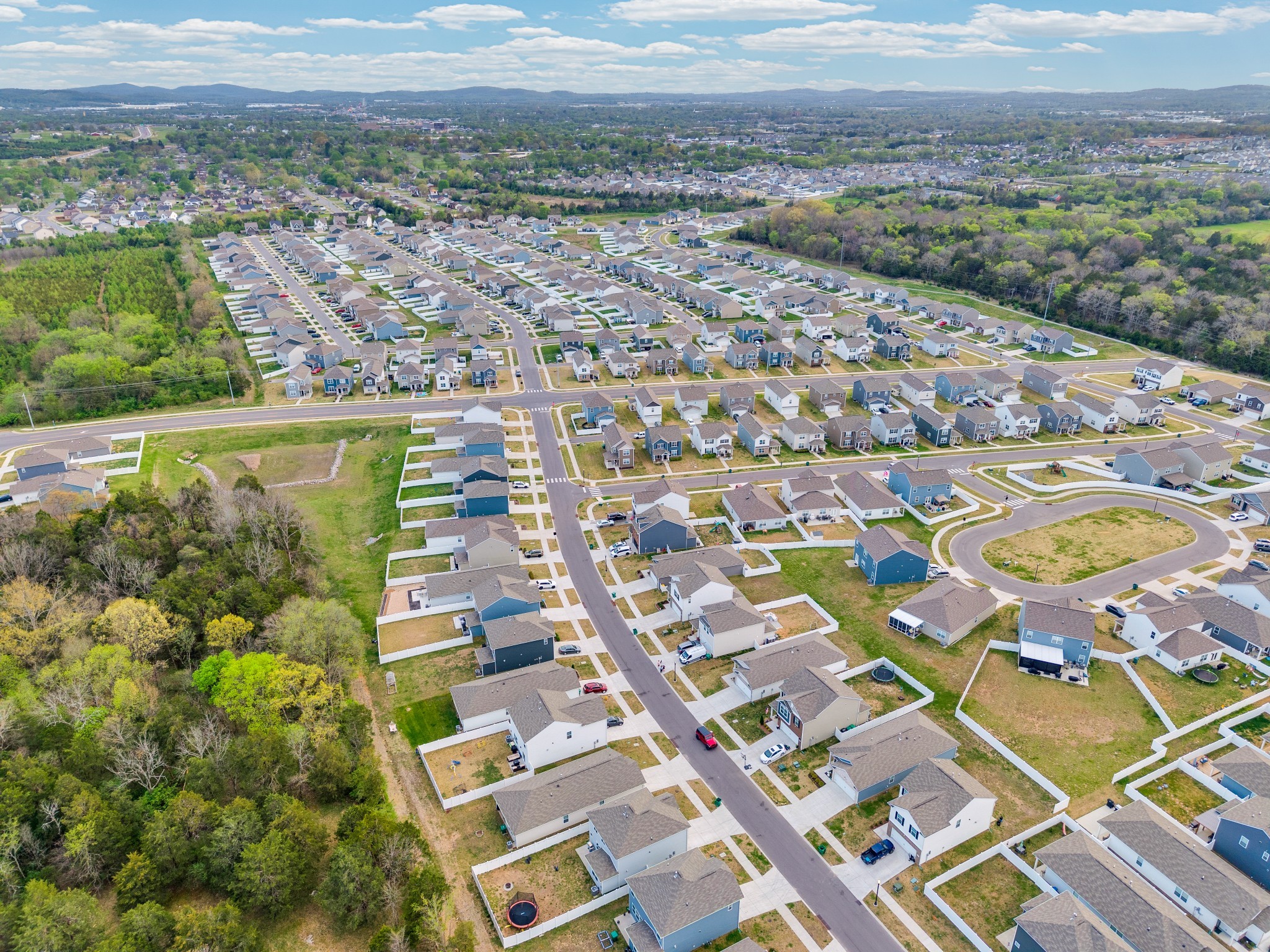 845 Long Leaf Road Lebanon, TN 37087 - Photo 3 of 5 a view of city with ocean