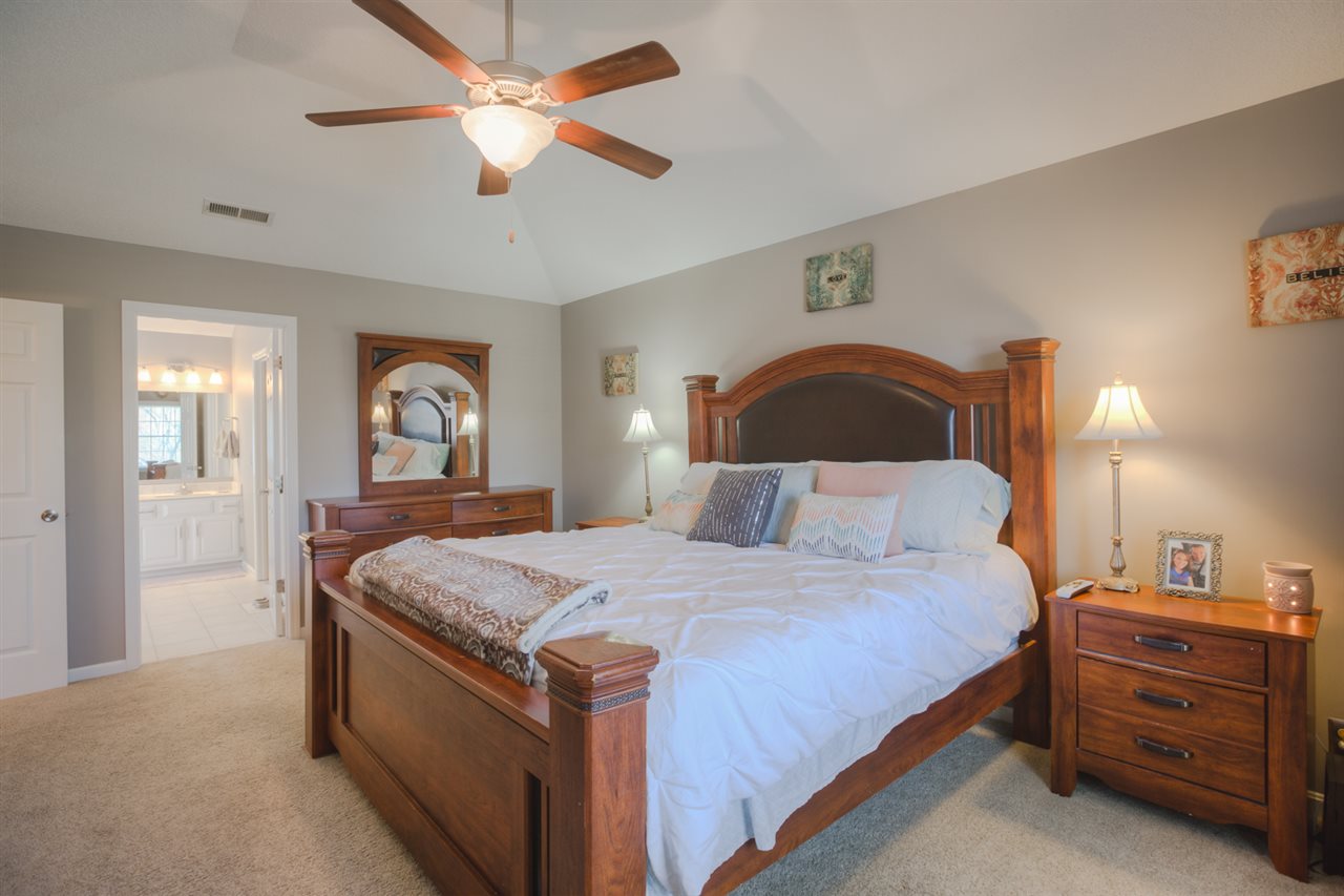 7577 Ridgebrook Newburgh, IN 47630 - Photo 13 of 30 Gallery Image 13