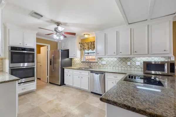 $377,900 | 14918 Silver Sands Street, Houston, TX 77095