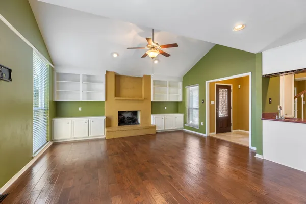 $377,900 | 14918 Silver Sands Street, Houston, TX 77095