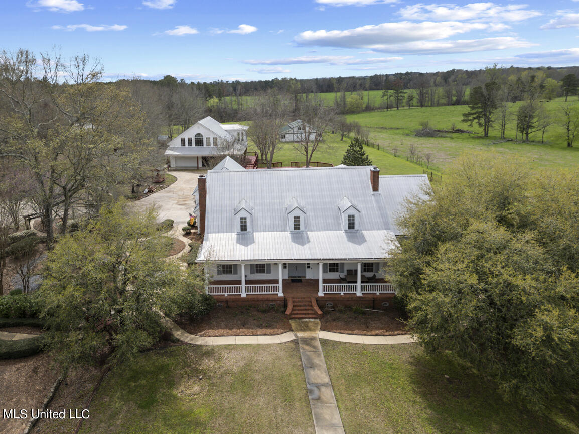 962 County Line Road Mendenhall, MS 39114 - Photo 3 of 63 6F14A6D0-A187-47FA-AD51-037F7DCB3BE1