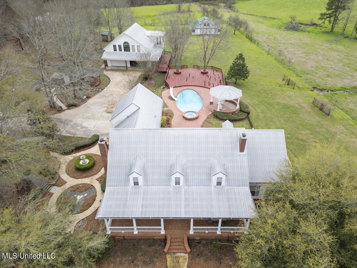 962 County Line Road Mendenhall, MS 39114 - Photo 6 of 63 0B679886-B26B-48DD-9E37-94A7388E3CCE