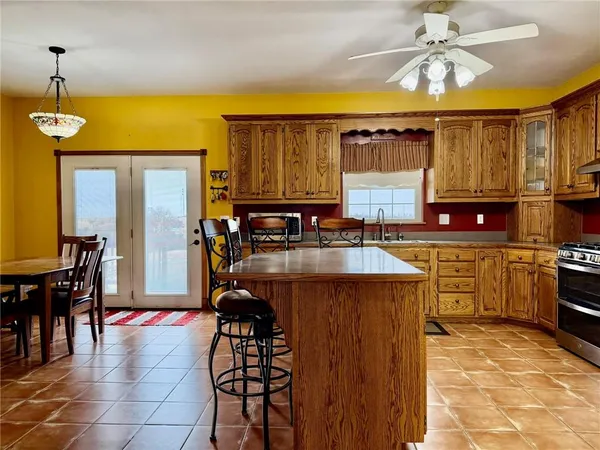 $425,000 | 24752 200th Street, Maryville, MO 64468