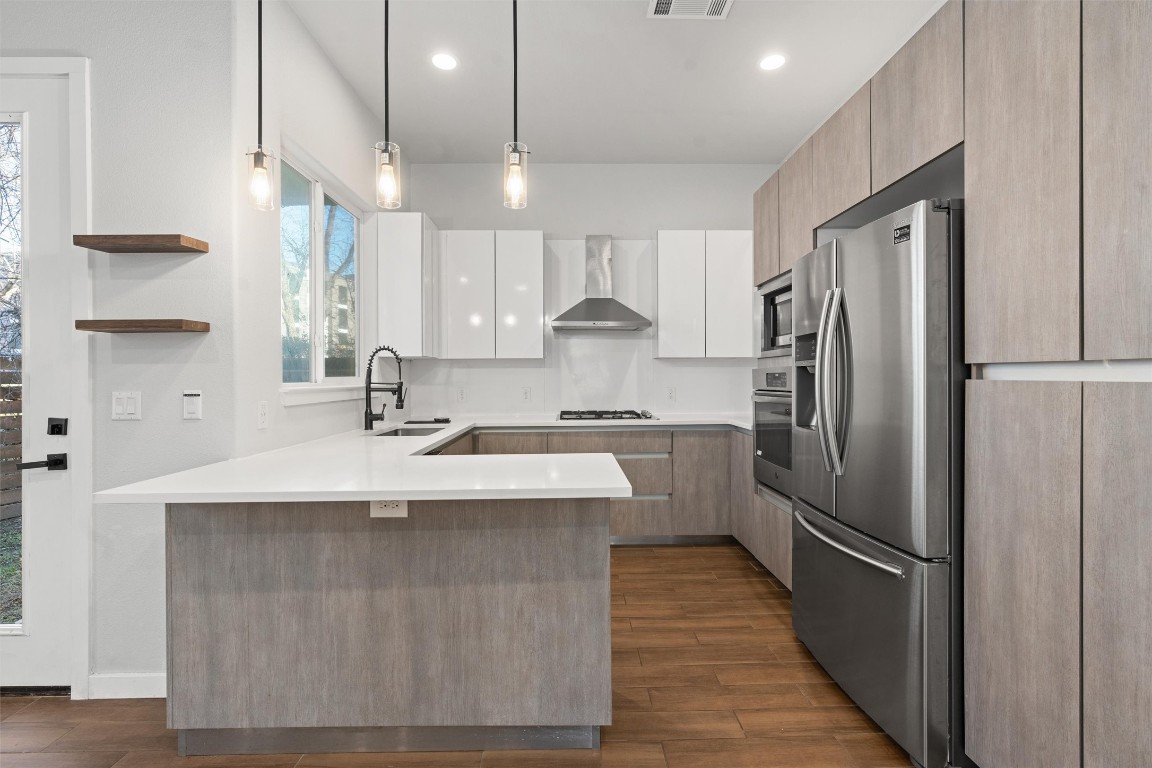 5401 Stuart Circle, Unit B Austin, TX 78721 - Photo 1 of 1