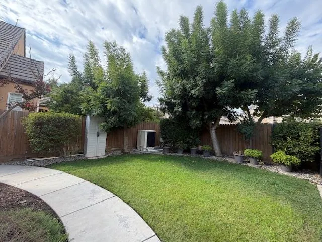 $595,000 | 1778 Osmun Avenue, Clovis, CA 93619