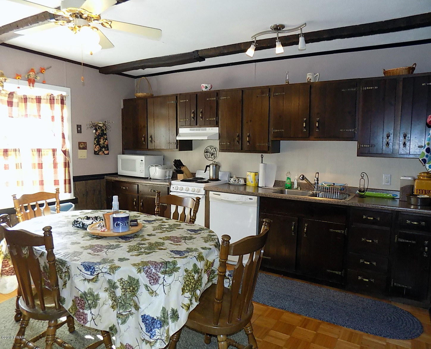 1133 Mustang Road Lake Ariel, PA 18436 - Photo 13 of 41
