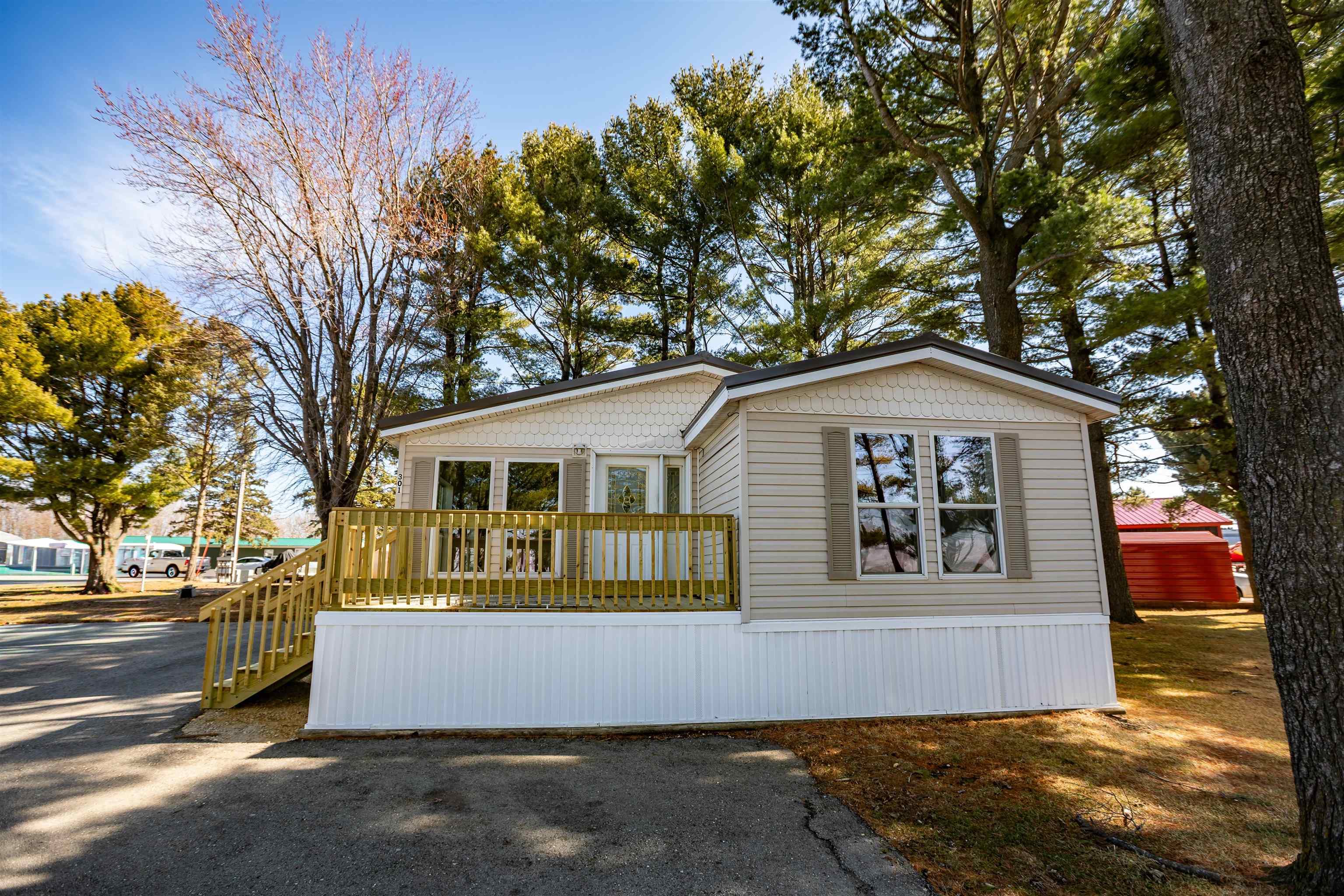 30972 County Rd Xx, Unit 301 Platteville, WI 53818 - Photo 2 of 26