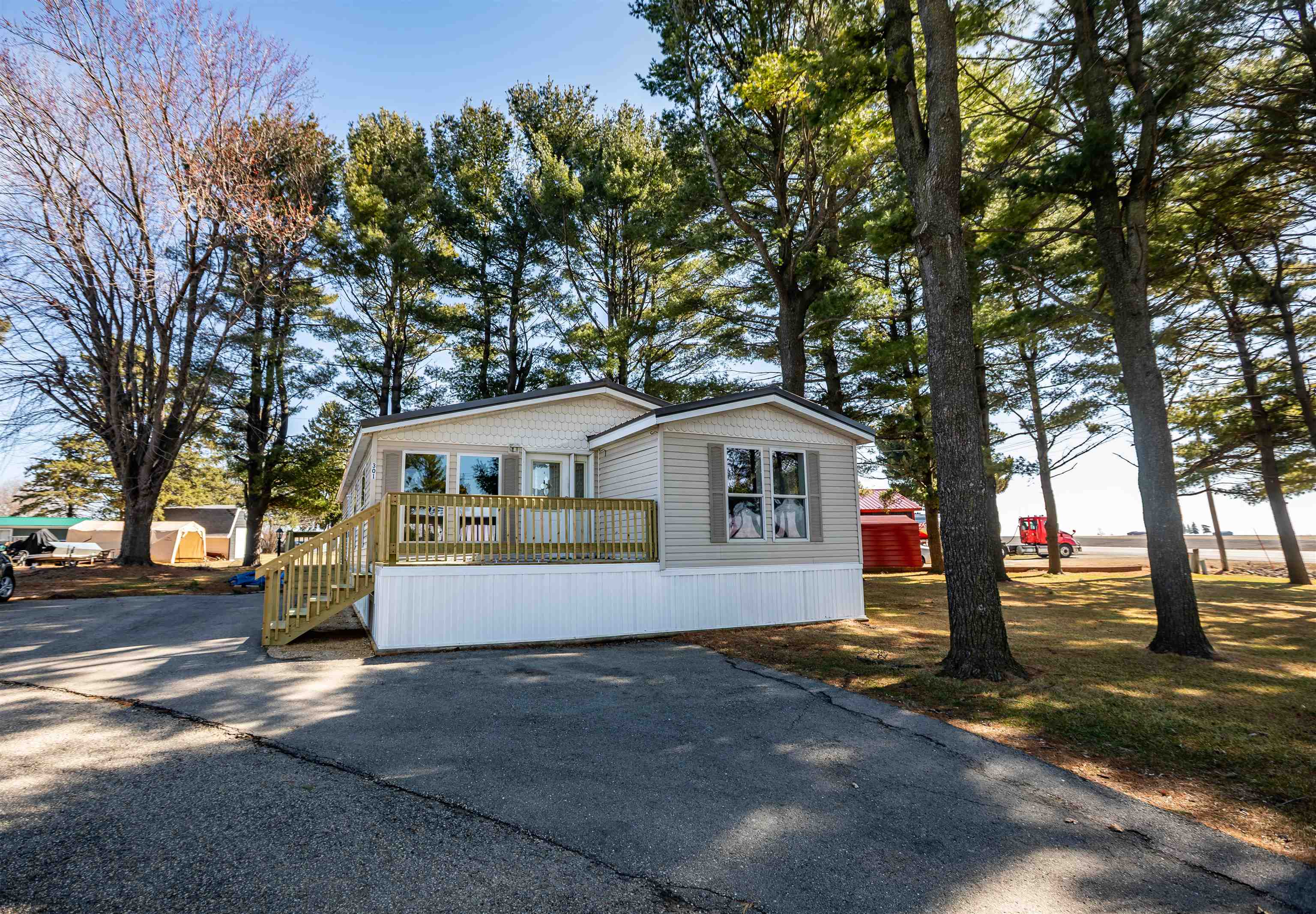 30972 County Rd Xx, Unit 301 Platteville, WI 53818 - Photo 3 of 26