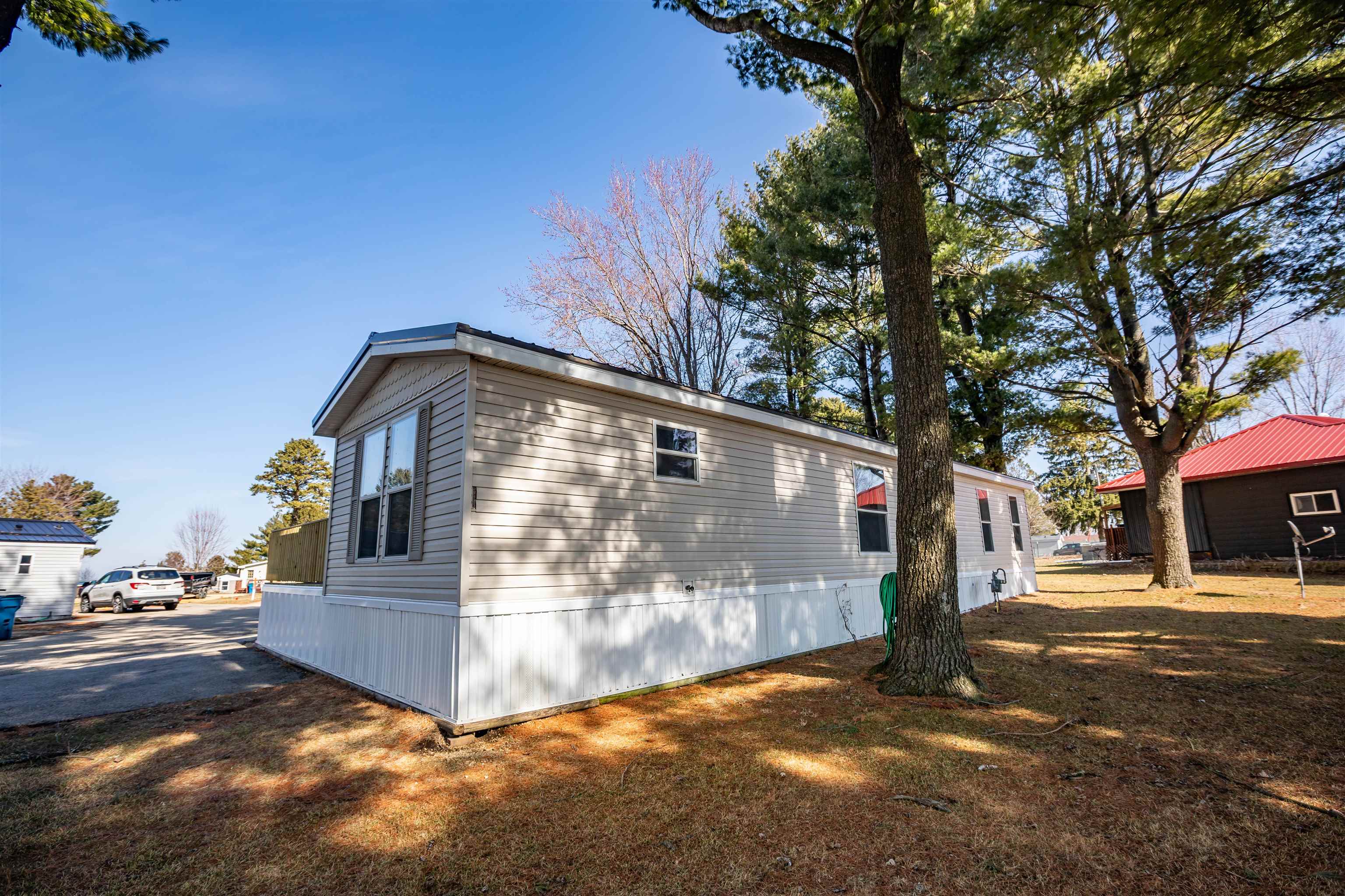 30972 County Rd Xx, Unit 301 Platteville, WI 53818 - Photo 4 of 26