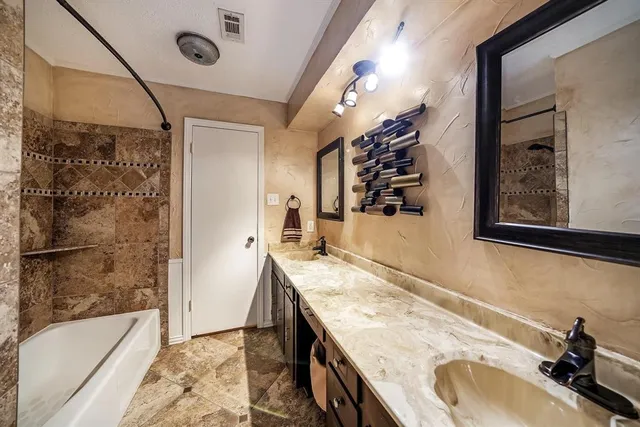 $2,250 | 3019 Bramble Oaks Court, Bedford, TX 76021