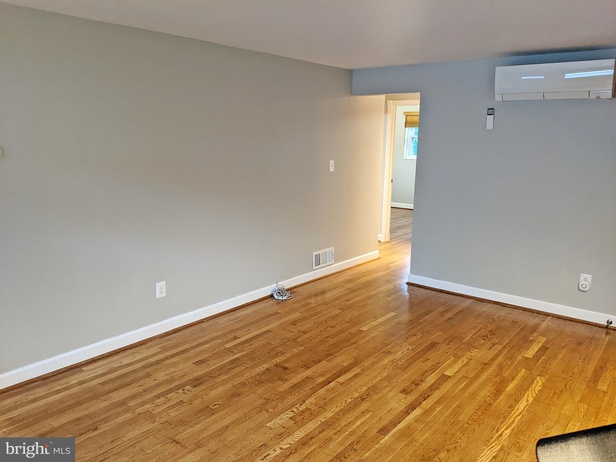 3516 Everton Street Silver Spring, MD 20906 - Photo 37 of 72 Living Room