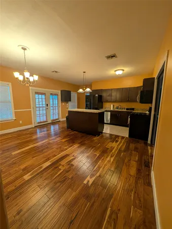 $2,000 | 621 County Road 356, Kenedy, TX 78119