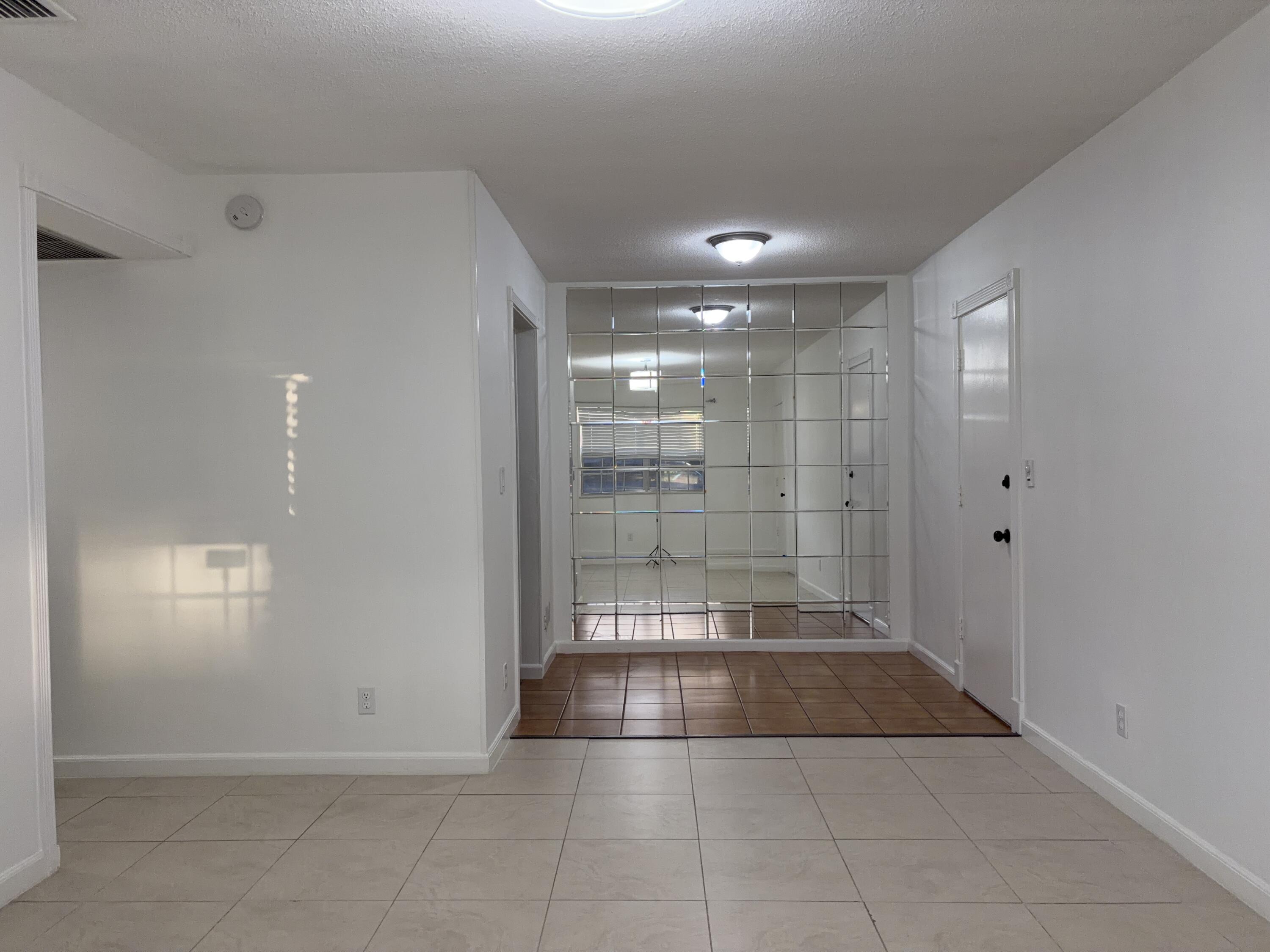 298 Southwest 6th Street, Unit 1090 Boca Raton, FL 33432 - Photo 3 of 24 IMG_0043
