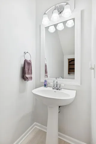 $399,000 | 1042 Ashmore Drive, Nashville, TN 37211