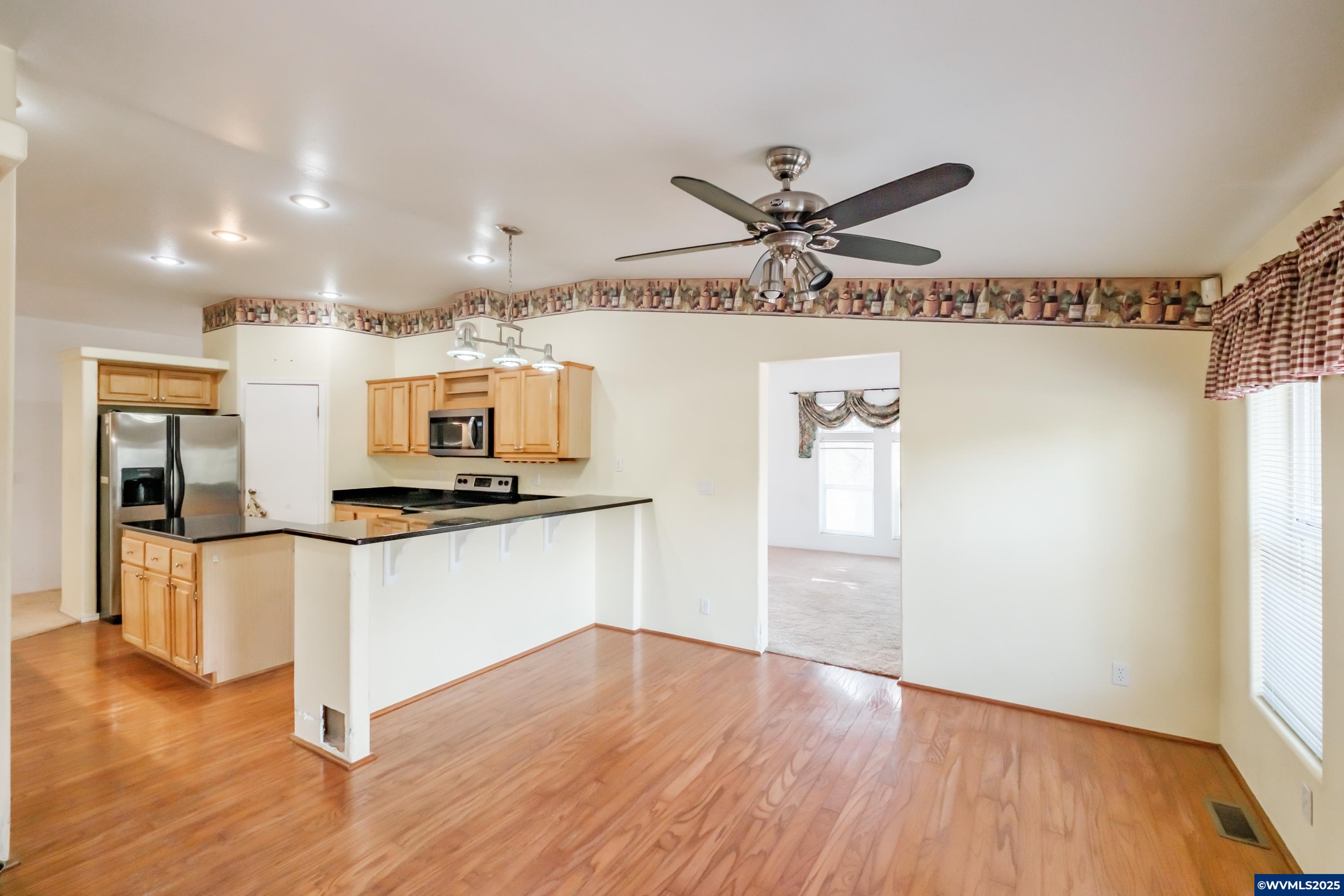 30522 West View Street Lebanon, OR 97355 - Photo 17 of 49
