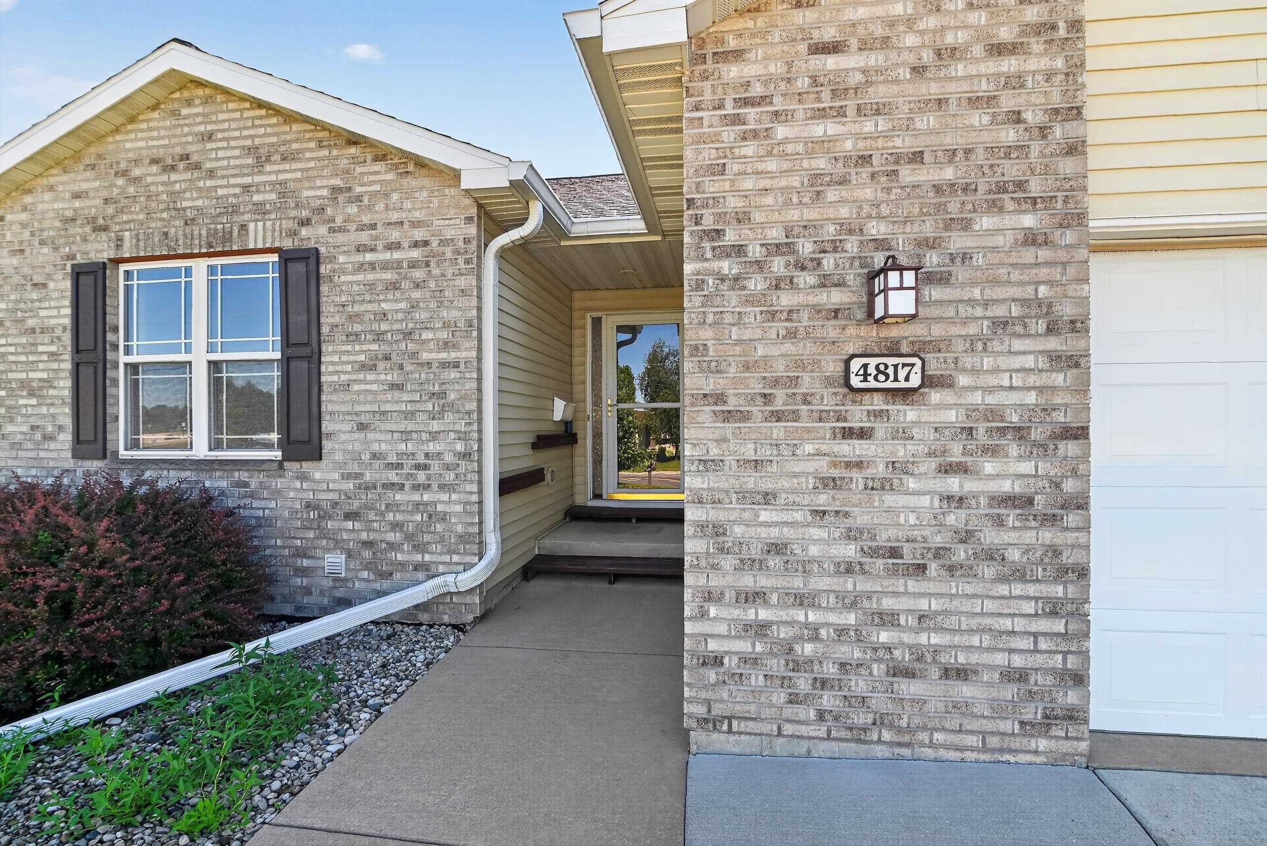 4817 Marsh Road Madison, WI 53718 - Photo 3 of 31