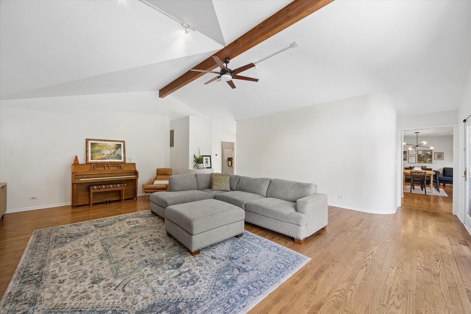 8S208 Indiana Avenue Naperville, IL 60540 - Photo 12 of 26