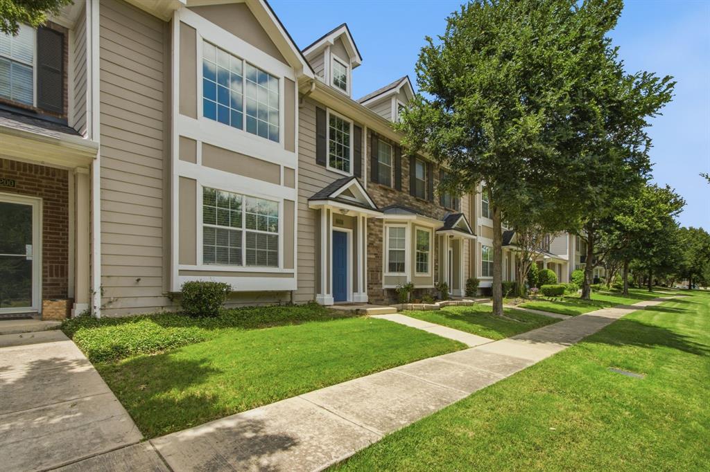 2202 Sandshell Street Bedford, TX 76021 - Photo 4 of 29