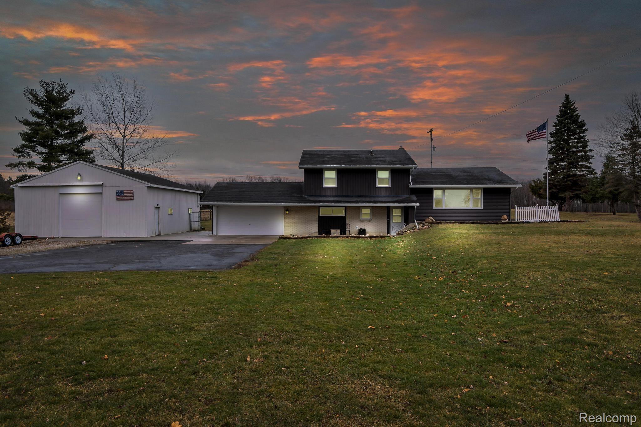 2665 Lyons Road Owosso, MI 48867 - Photo 2 of 32 Gallery Image 2