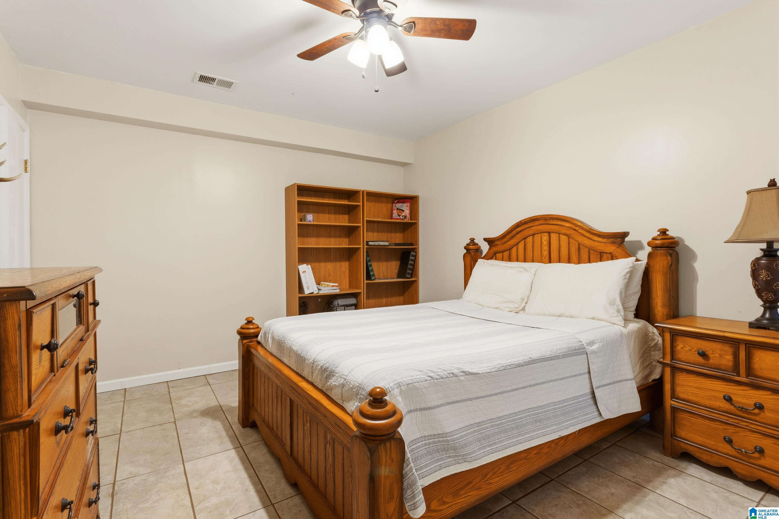 105 Maple Street Alabaster, AL 35114 - Photo 25 of 42