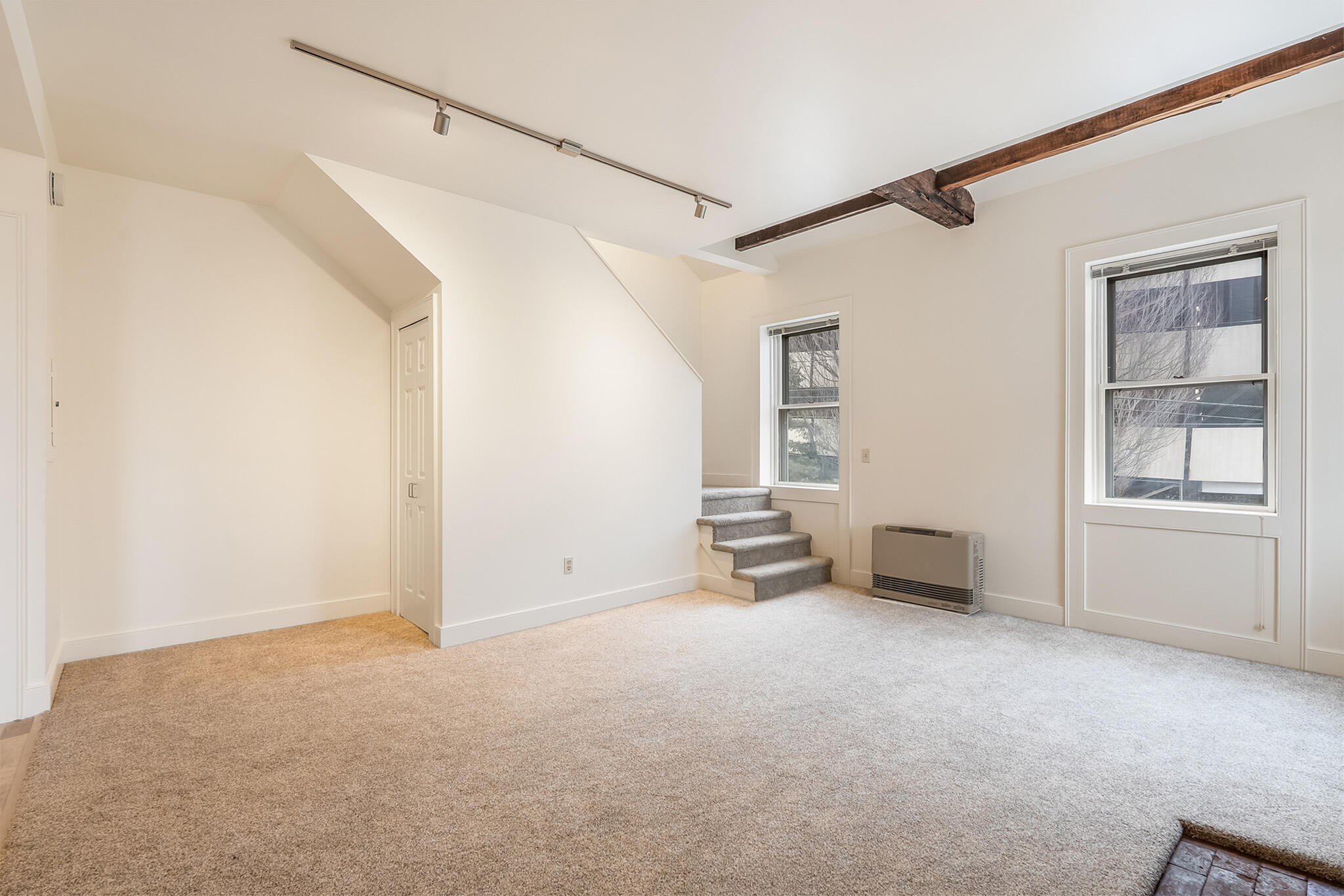 68 Pleasant Street Portland, ME 04101 - Photo 12 of 45 68 pleasant 1-12