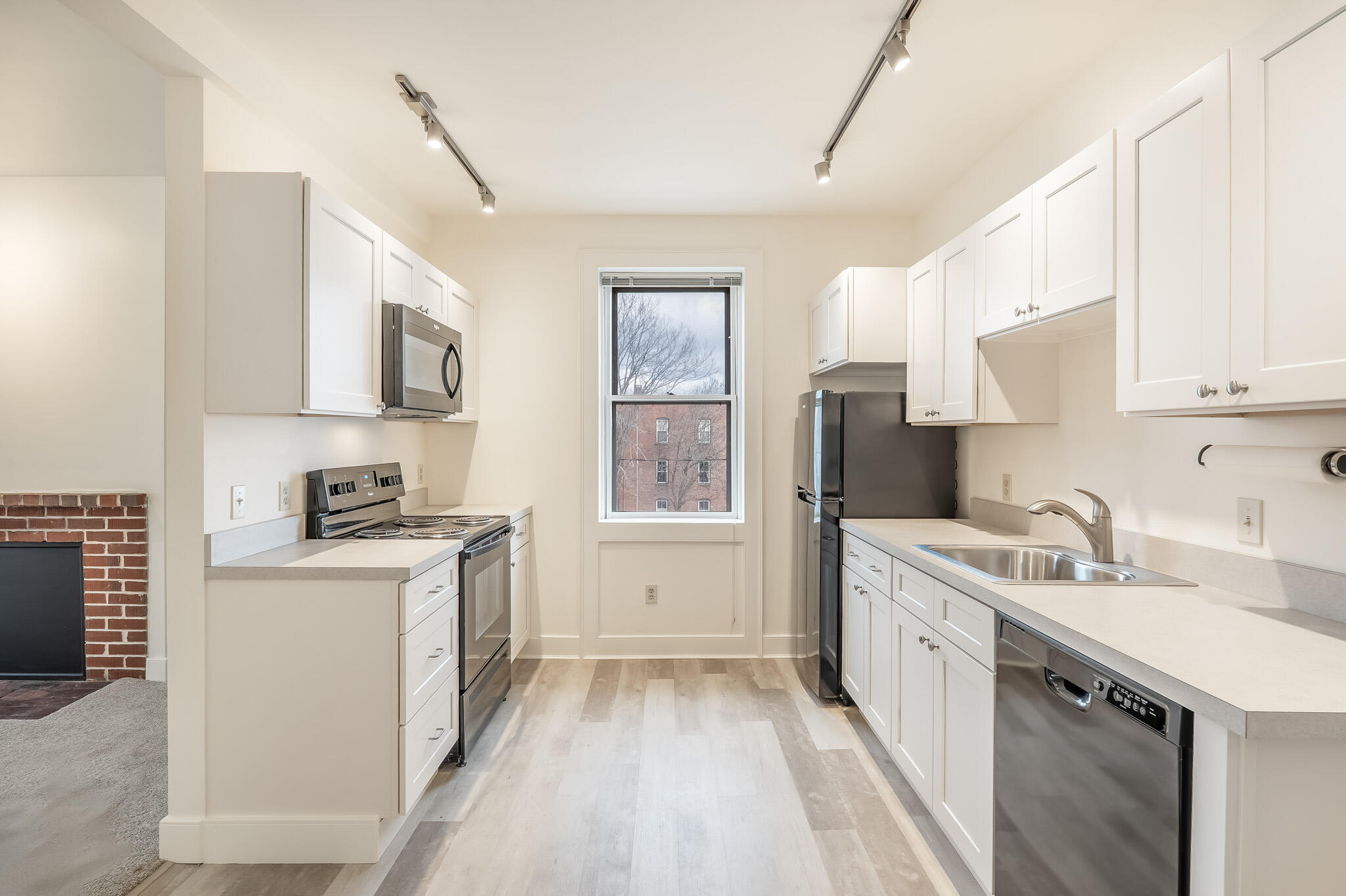 68 Pleasant Street Portland, ME 04101 - Photo 6 of 45 Unit 3