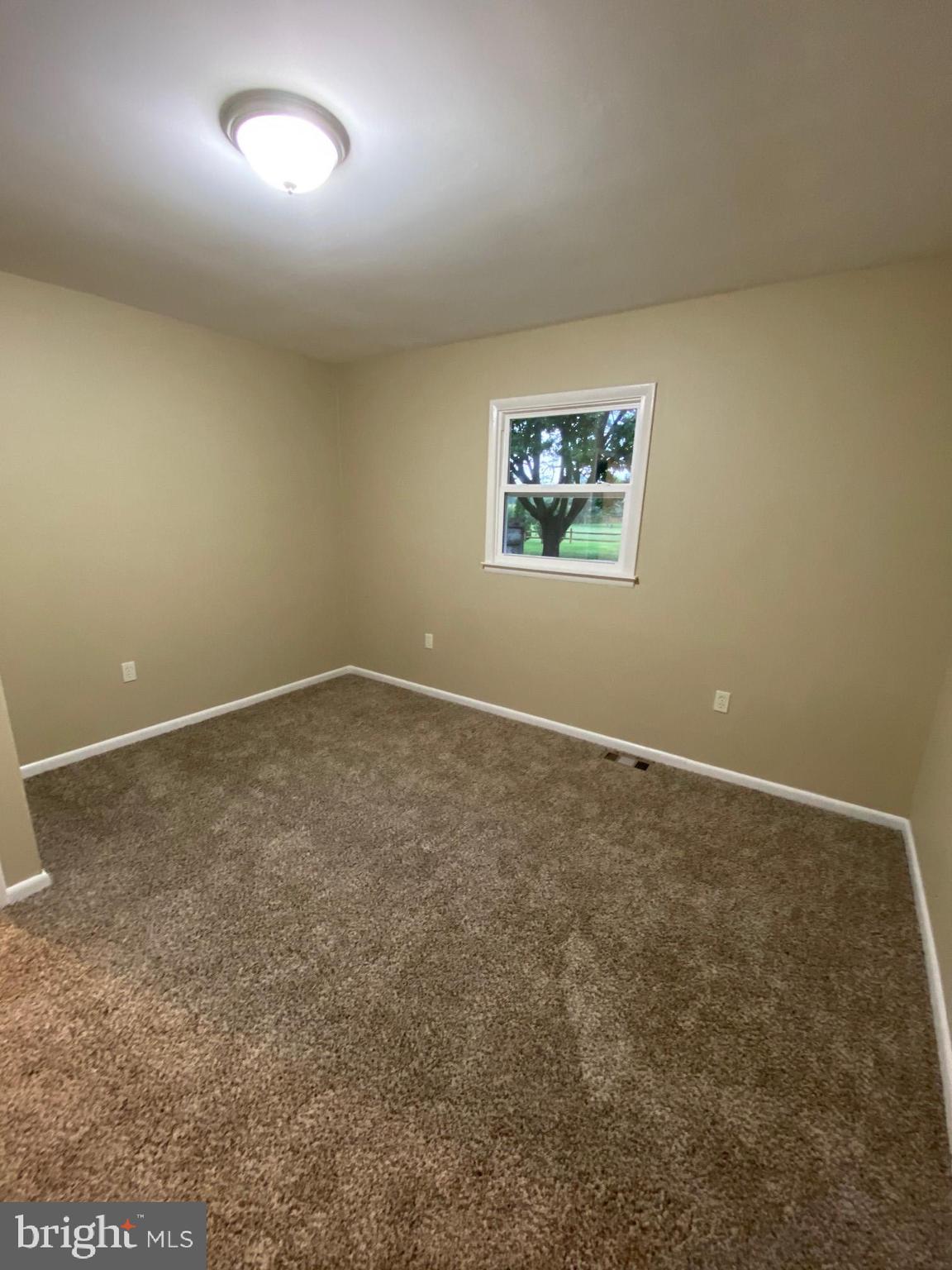 173 Chapel Road Hanover, PA 17331 - Photo 7 of 12