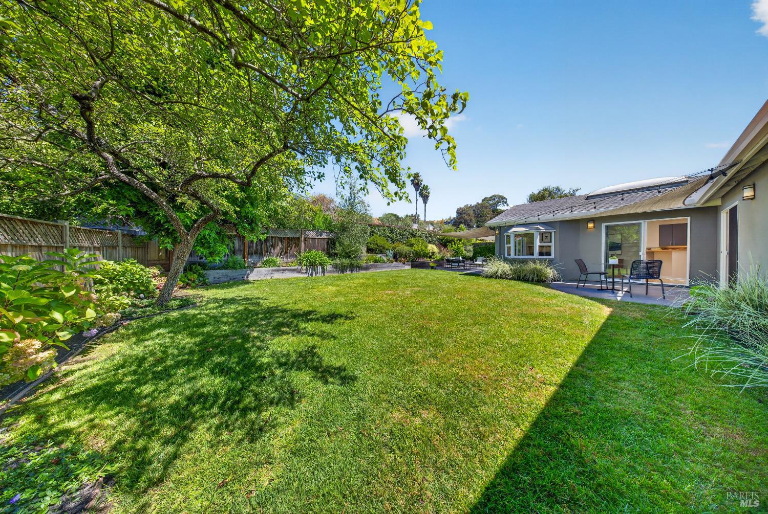 21 Apollo Road Tiburon, CA 94920 - Photo 29 of 31 Gallery Image 29
