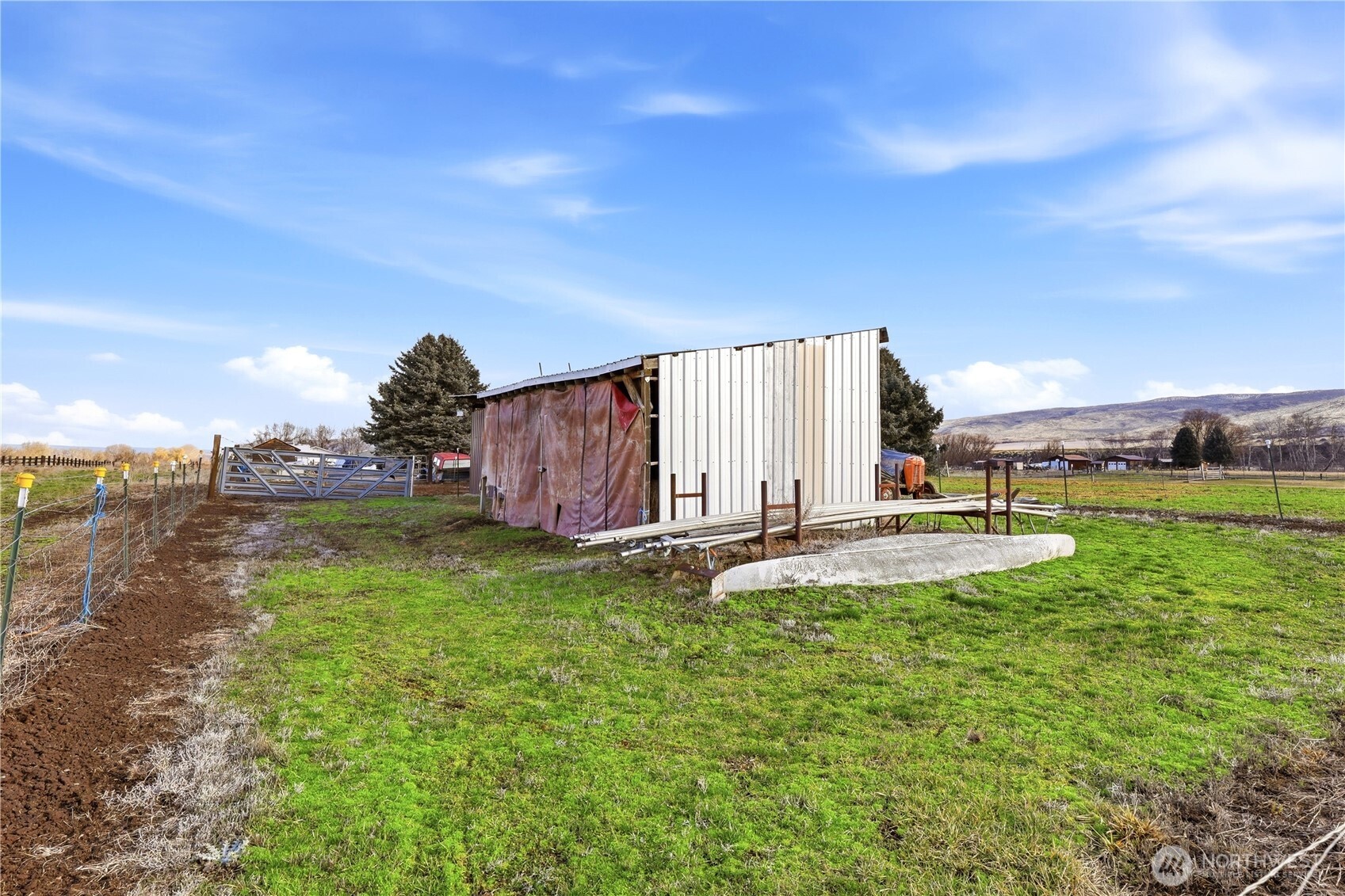 14254 Rutherford Road Yakima, WA 98903 - Photo 29 of 40