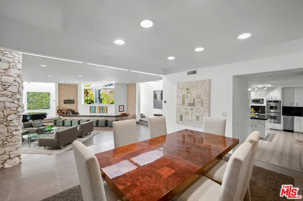 $2,750,000 | 1650 East Murray Canyon Drive, Palm Springs, CA 92264