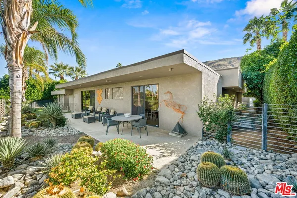 $2,750,000 | 1650 East Murray Canyon Drive, Palm Springs, CA 92264