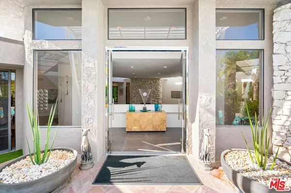 $2,750,000 | 1650 East Murray Canyon Drive, Palm Springs, CA 92264