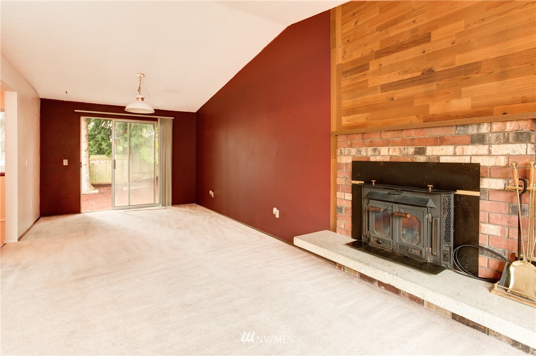 2211 172nd Place Southeast Bothell, WA 98012 - Photo 7 of 19 Gallery Image 7