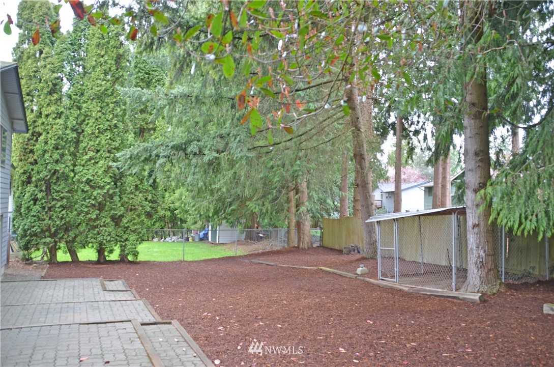 2211 172nd Place Southeast Bothell, WA 98012 - Photo 9 of 19 Gallery Image 9