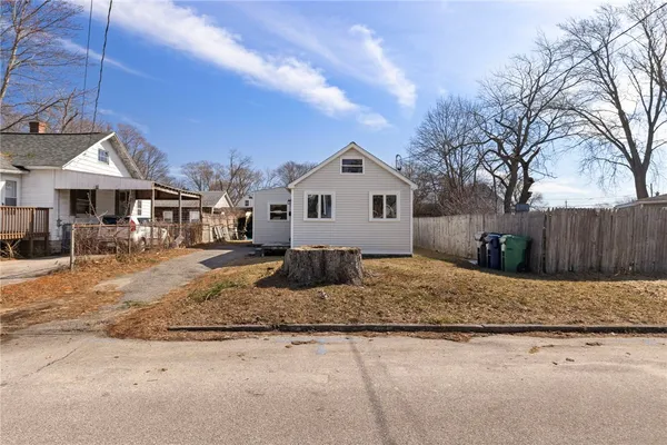 $265,000 | 444 Pequot Avenue, Warwick, RI 02889