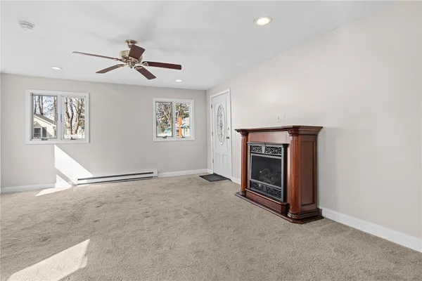 $265,000 | 444 Pequot Avenue, Warwick, RI 02889