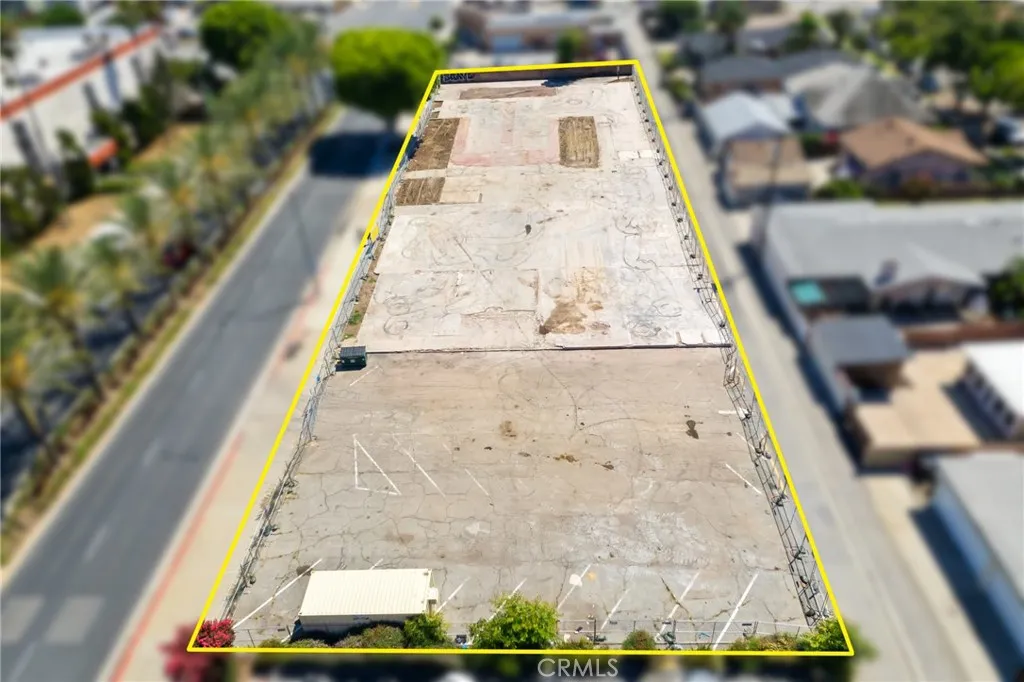 16635 Paramount Paramount, CA 90723 - Photo 3 of 11