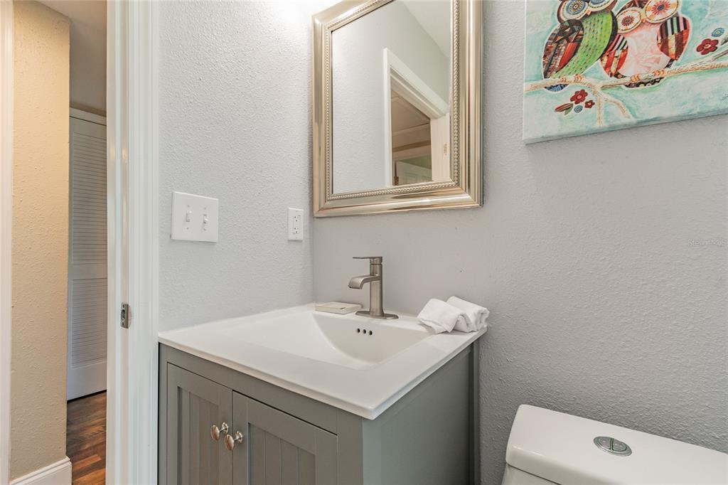 6206 South Kelly Road Tampa, FL 33611 - Photo 26 of 33