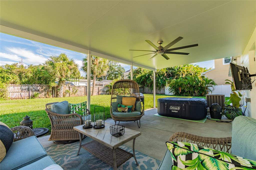 6206 South Kelly Road Tampa, FL 33611 - Photo 28 of 33