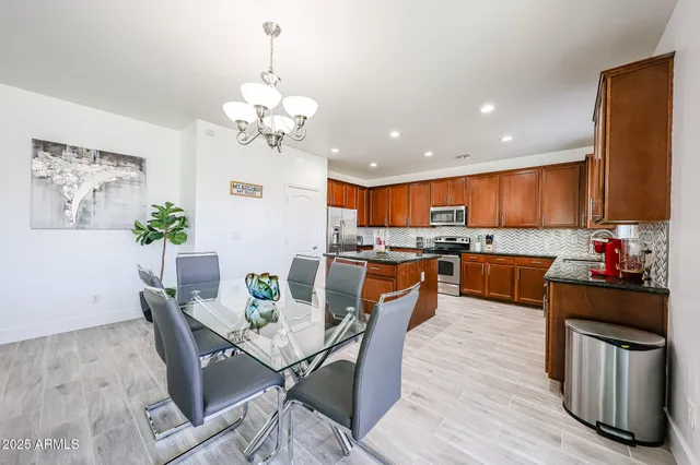 $8,000 | 8958 West State Avenue, Glendale, AZ 85305