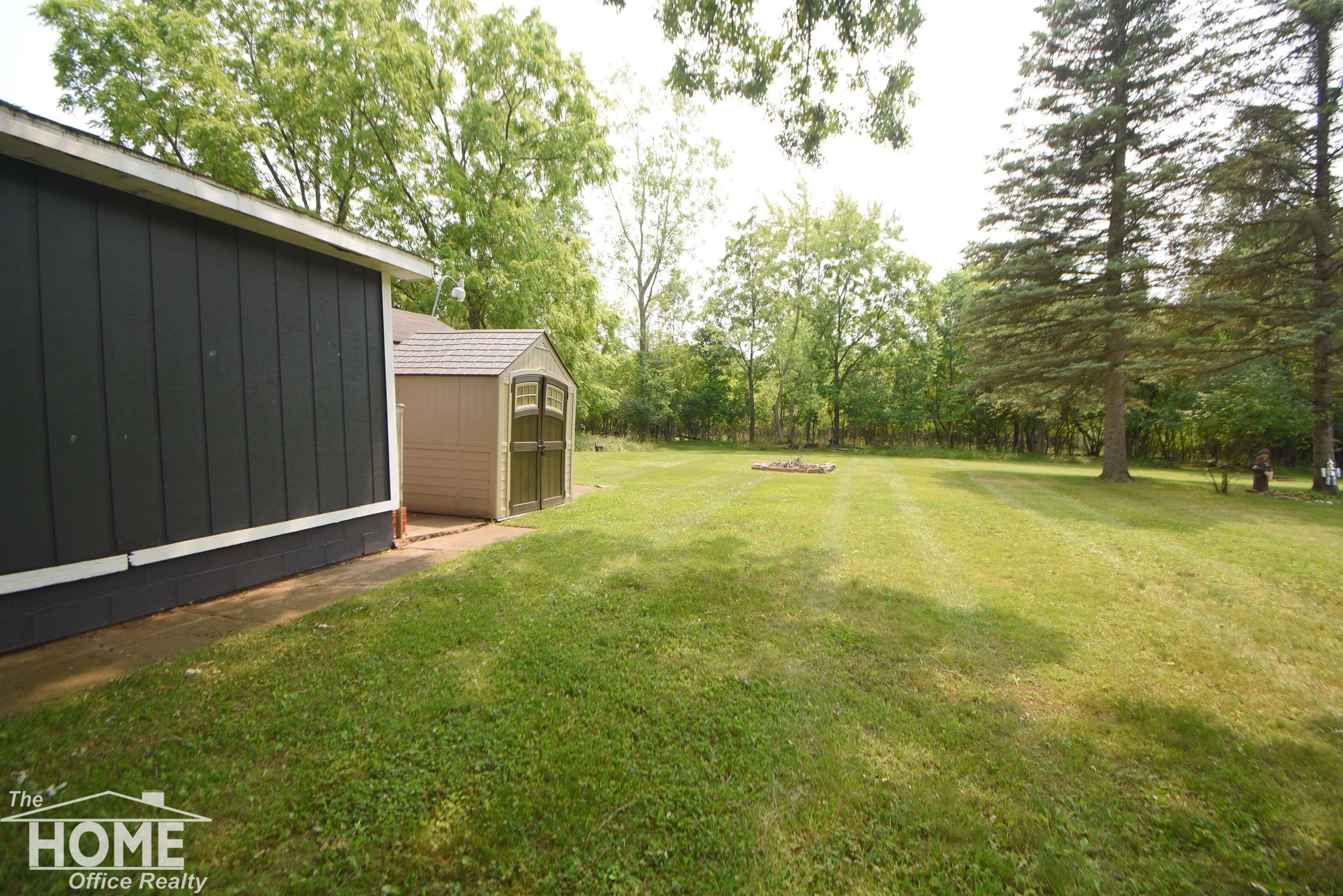 622 Keyte Street Owosso, MI 48867 - Photo 23 of 26 50116555-22.JPG