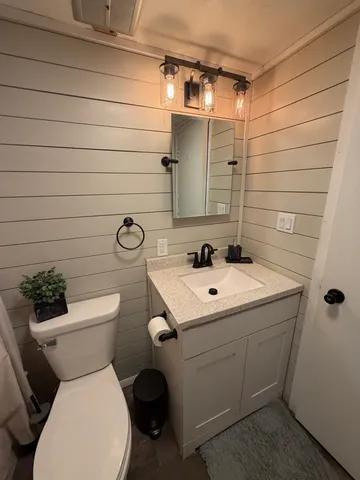 $99,900 | 30 Tilton Manor Drive, Unit 205, Rochelle, IL 61068