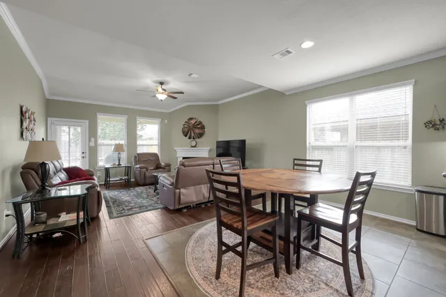 $348,900 | 31718 Ravens Bluff Lane, Spring, TX 77386